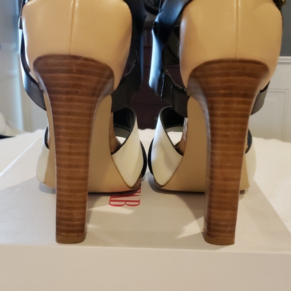 EUC Ermanno wedges - Picture 7 of 8